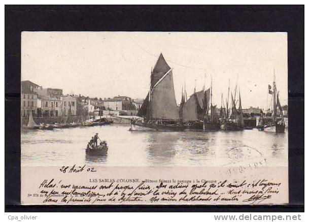 85 LES SABLES OLONNE Port, Bateau Faisant Le Passage à La Chaume, Bisquine, Ed GID Dugas 373, 1902 - Sables D'Olonne