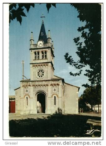 CPSM VAULX EN VELIN 69 L' église 1969 - Vaux-en-Velin