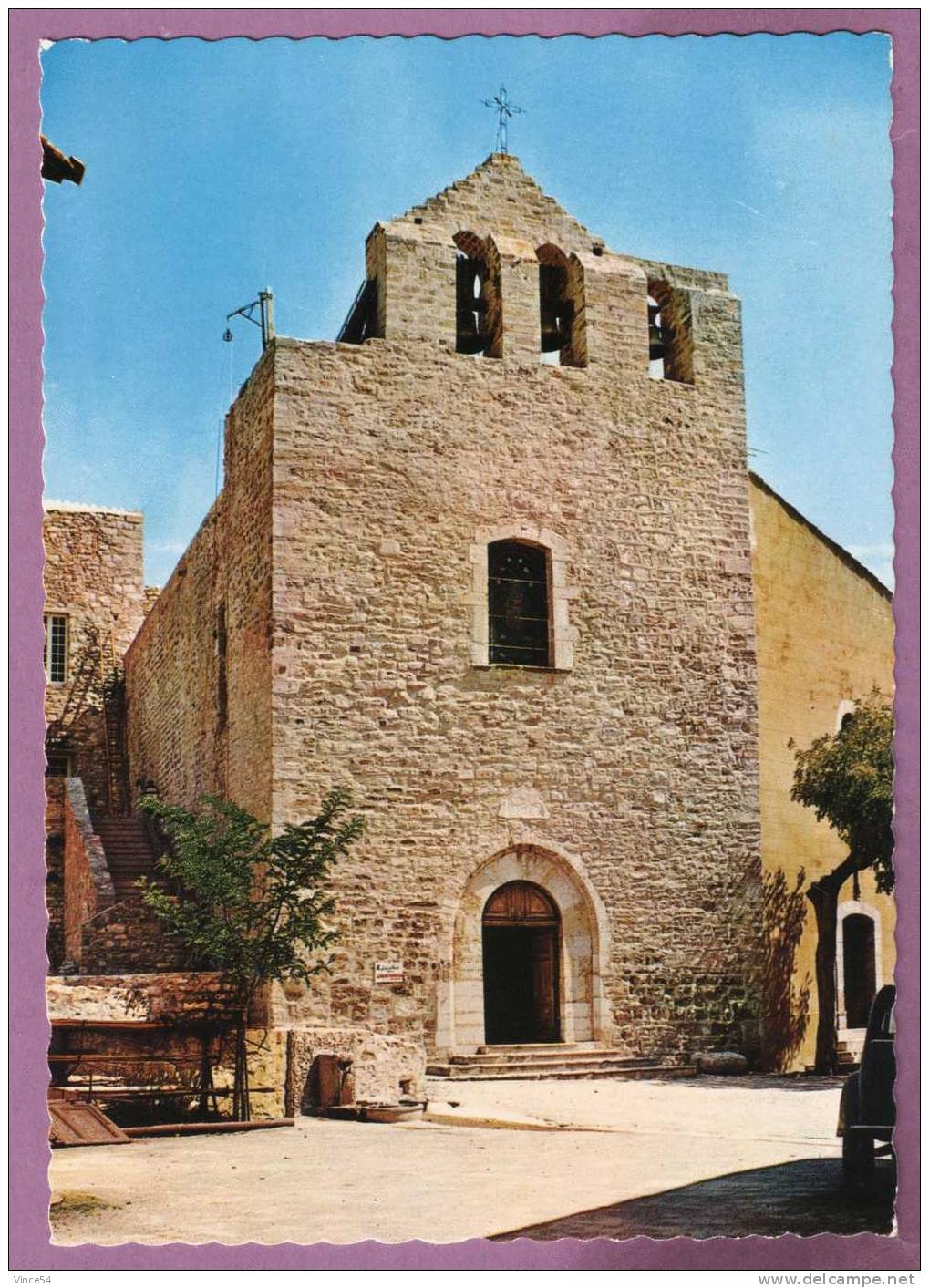 LE CASTELLET - L´Eglise (XIIe S.). Citroen 2CV. Ed. COMBIER N° CI. 37-4. Dentelée Non Circulé. 2 Scans - Le Castellet