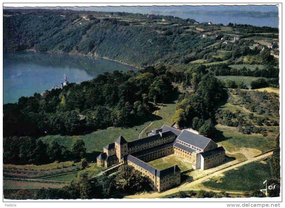 Carte Postale 29. Landevennec  L'anse De Penforn Et La Nouvelle Abbaye   Trés Beau Plan BT6 - Landévennec