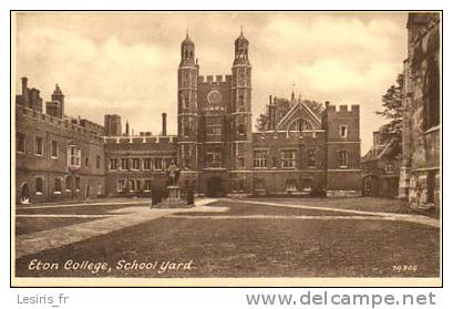 CPA - ETON COLLEGE - SCHOOL YARD - 14804 - F. FRITH & Co - RELGATE - Autres & Non Classés