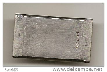 Montre Mécanique Rectangulaire 1.9 X 3.5 Cm Boitier SPRING FAB SUISSE Pare Choc Anti Magnétic ( Troteuse ) - Watches: Modern