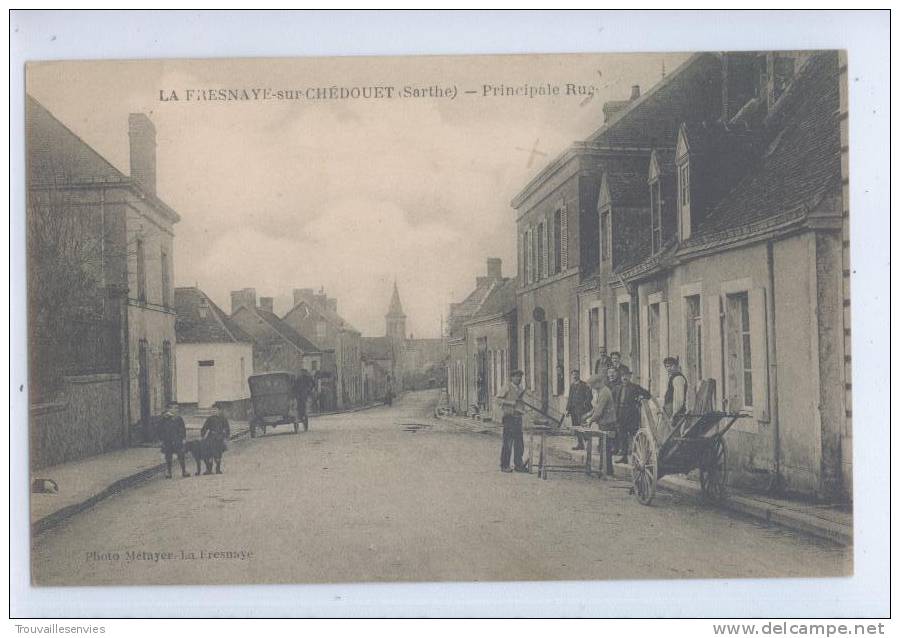 LA FRESNAYE-sur-CHEDOUET - PRINCIPALE RUE - TRAVAUX DE MENUISERIE - La Fresnaye Sur Chédouet