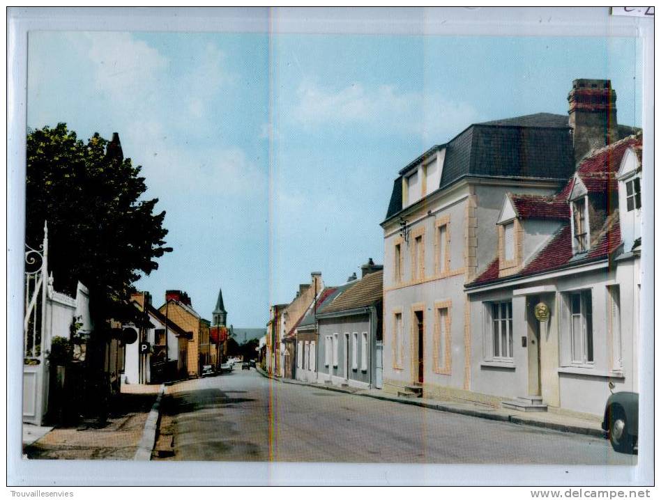 LA FRESNAYE-sur-CHEDOUET - LE HAUT DU BOURG - La Fresnaye Sur Chédouet