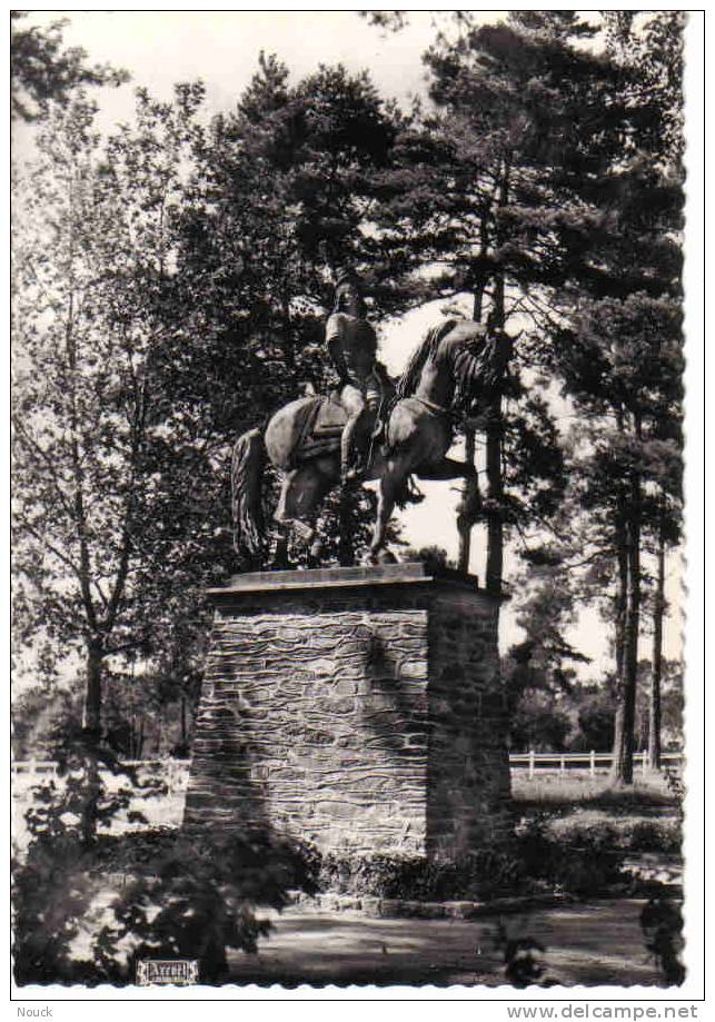 SAINT CYR COETQUIDAN (Morbihan): Statue De Marceau - Guer Coetquidan