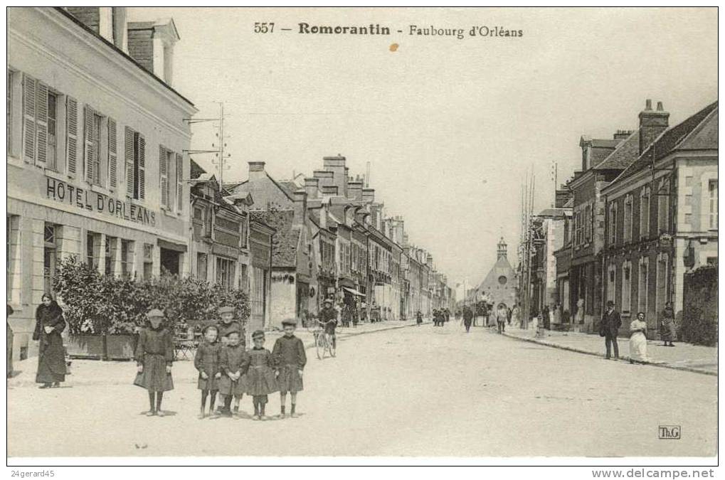 CPA ROMORANTIN (Loir Et Cher) - Fauboug D´Orléans (Très Animée Et Commerce) - Romorantin