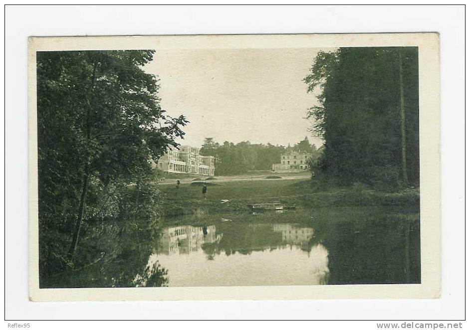 BOUFFEMONT - Le Collège Féminin - Vue Du Parc - Bouffémont