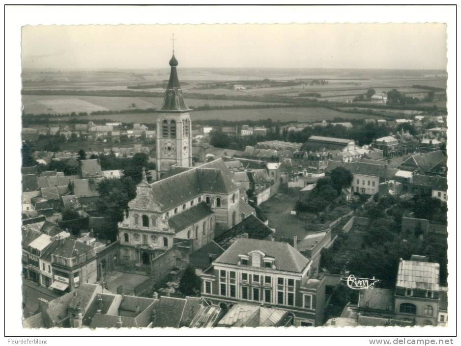 LE CATEAU (59) - CPSM -   Vue Aérienne ... L'église Et Saint Martin - Le Cateau