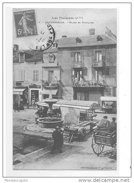 65 )) LANNEMEZAN, Place Et Fontaine, Labouche édit, ANIMEE, Marché - Lannemezan