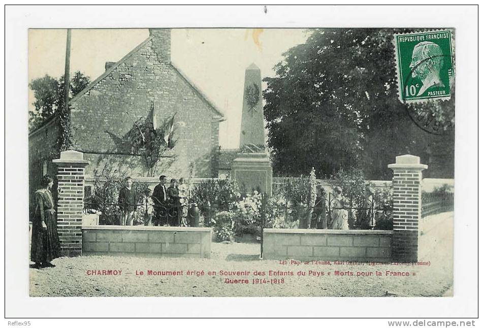 CHARMOY - Le Monument érigé En Souvenir Des Enfants Du Pays Morts Pour La France - Charmoy