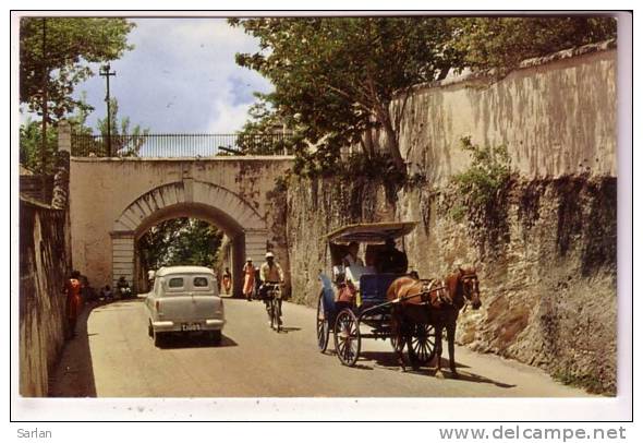 BAHAMAS - NASSAU , The Southern Entrance To Old Nassau - Bahamas