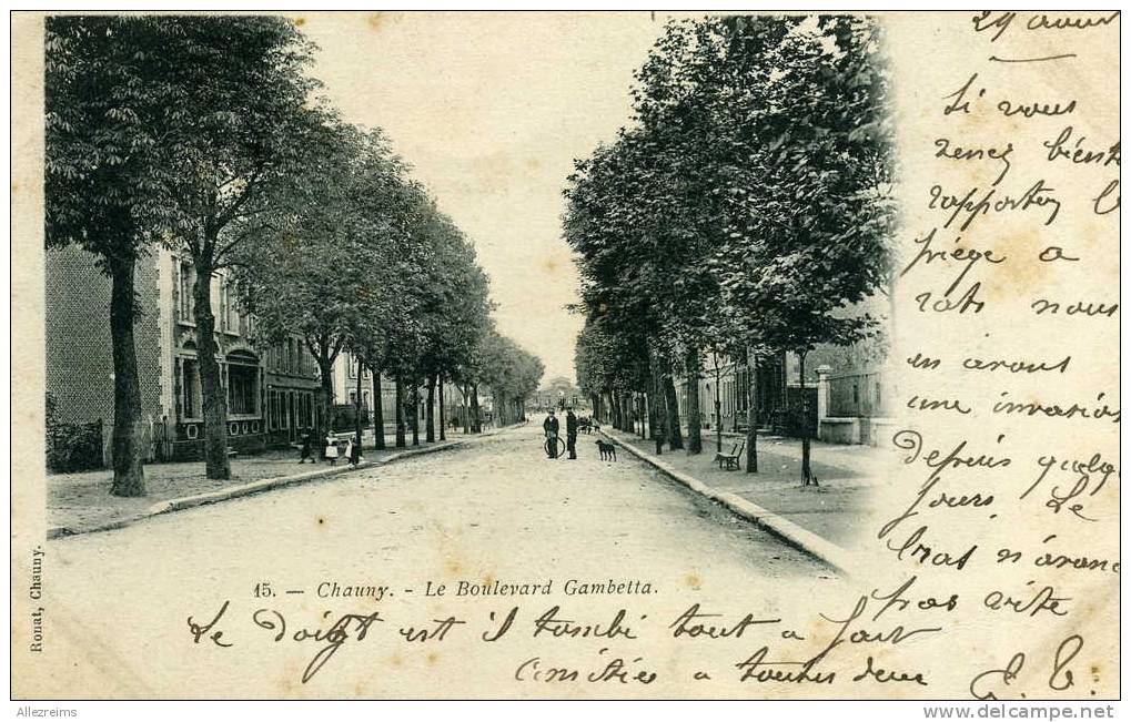 CPA 02 : CHAUNY     Boulevard Gambetta     A VOIR !!!!! - Chauny