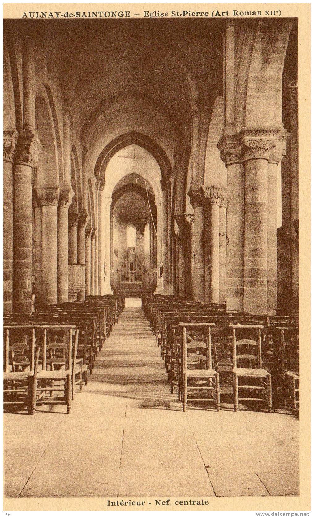 CPA-17-Charente-Mme.AULNAY  De SAINTONGE- Eglise St-Pierre-Nef Centrale- 443 - Aulnay