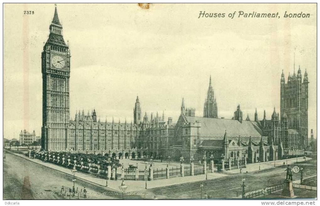 London - The Houses Of Parliament - Houses Of Parliament