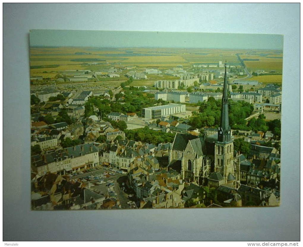 D 45 - Pithiviers - Vue Aérienne, La Place Du Martroi Et L'eglise Saint-salomon-saint-grégoire - Pithiviers