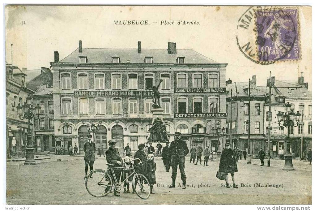 MAUBEUGE -  Place D´Armes - Maubeuge