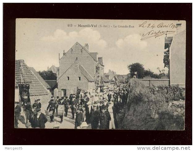 Mesnil-val La Grande Rue édit.santos N° 413  Animée Musique Fanfare  Belle Carte - Mesnil-Val