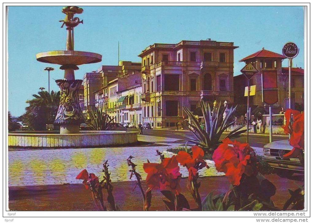 Offerta N° 5 Cartoline Di Viareggio Viaggiate - Viareggio