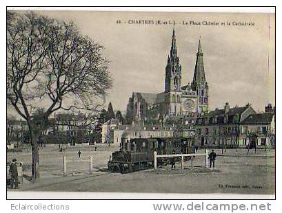 CHARTRES.. La Place Du Chatelet...Tramway... - Chartres