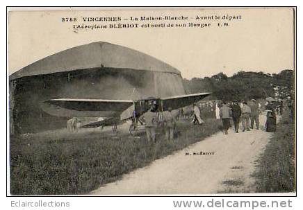 VINCENNES..Aviation  .Aéroplane Blériot Sorti De Son Hangar - Vincennes