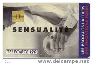 # France 301 F328 PRODUITS LAITIERS  SENSUALITE 120u So3 02.93 Tres Bon Etat - 1993