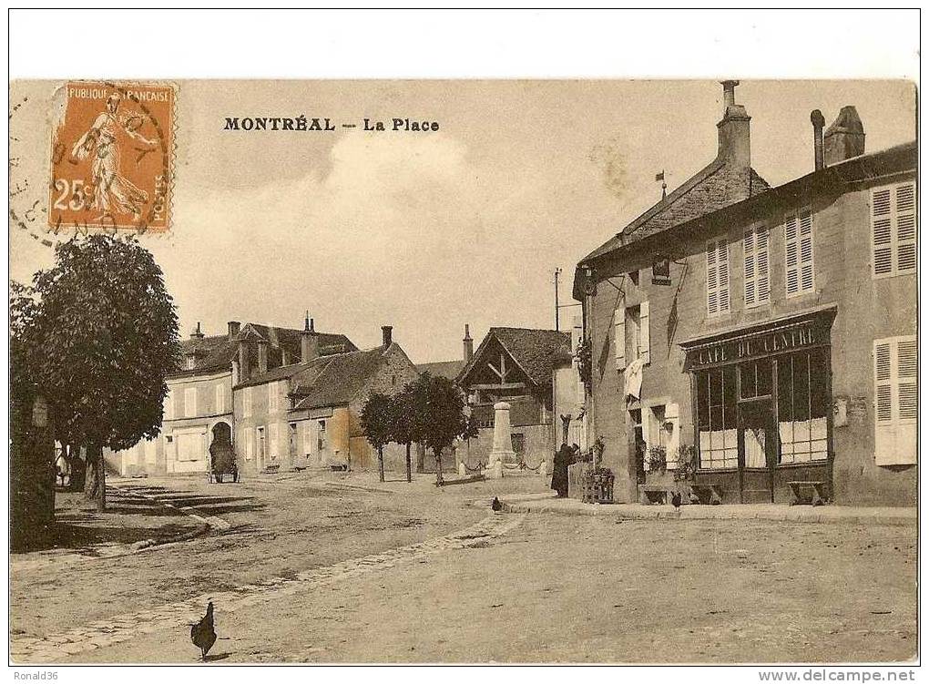 Cp 89 MONTREAL La Place  ( Commerce , Café Du Centre , Monument Aux Morts ) Adr à La Famille BOURGIN Ivry - Montreal