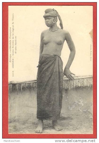 JEUNE FEMME DE LA REGION DE TIMBO ( FOUTA DJALON )  SEINS NUS - Guinée Française