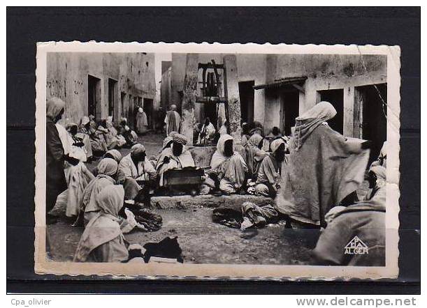 ALGERIE Ghardaia (environs) Marché De Beni Isguen, Bien Animée, Ed EPA 31, CPSM 9x14, 1954 *** ETAT *** - Ghardaia