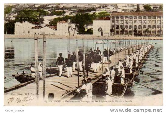 Vienne - Manoeuvre De Pontage Par Les Régiments Du Génie - Parade - Vienne