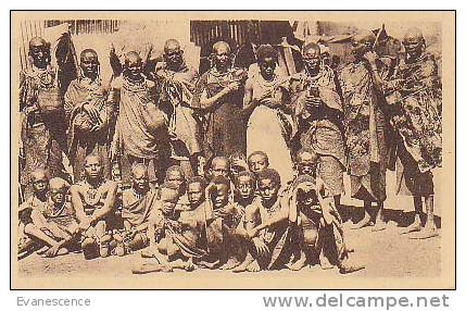 FEMMES KIKOUYOUS / ECRITE PAR LES SCOUTS DE FRANCE  //  REF11893 - Kenya