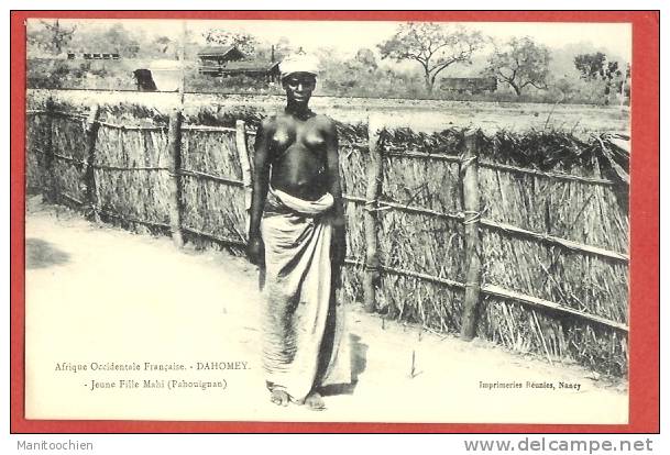 DAHOMEY JEUNE FILLE MAHI PAHOUIGNAN SEINS NUS - Dahome