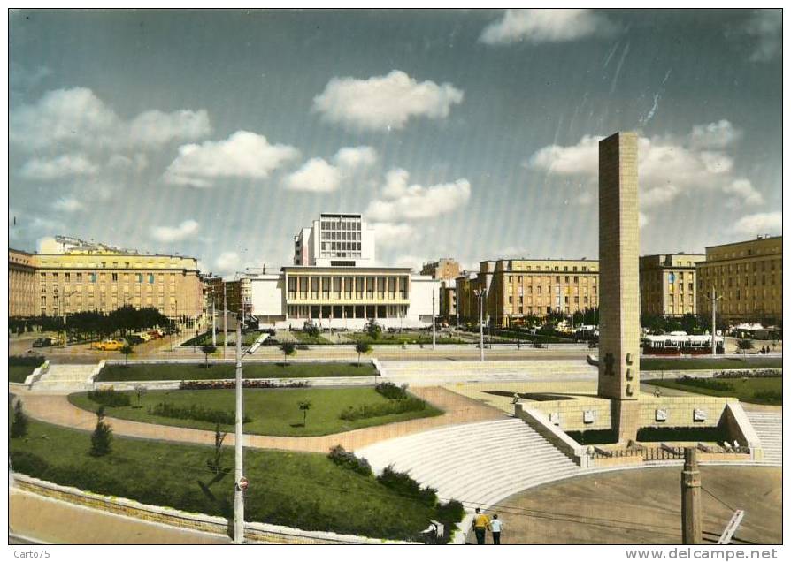 Architecture - Place Monument Aux Morts - Monuments