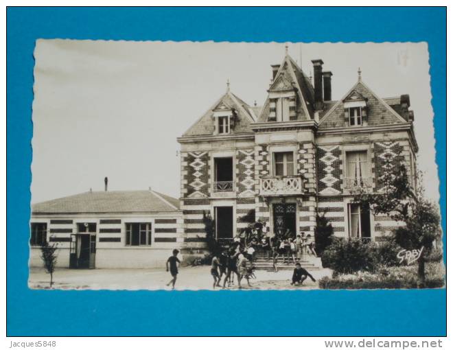 17) Angoulins-sur-mer - N° 18 - Colonie De La Salpinière  - Année  - Edit  Arteaud - Angoulins