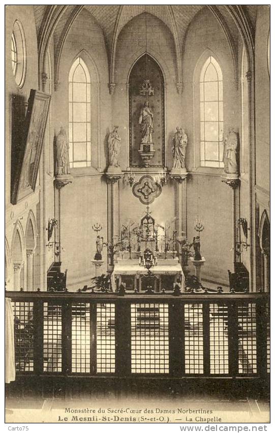 Le Mesnil St Denis - Chapelle Monastère - Statue - Le Mesnil Saint Denis