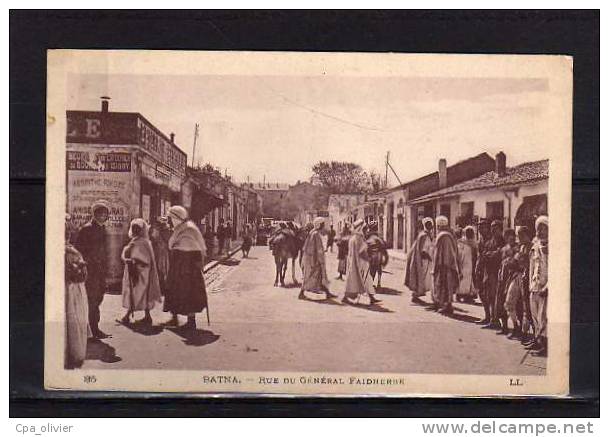 ALGERIE Batna Rue Du Général Faidherbe, Bien Animée, Ed LL 35, 192? - Batna