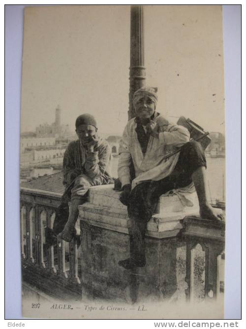 Types De Cireurs Yaouled A Alger - Enfants