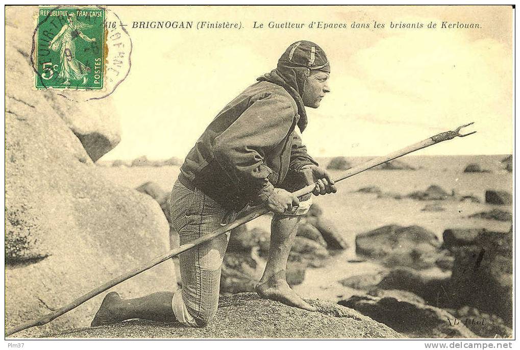 BRIGNOGAN - Le Guetteur D'Epaves Dans Les Brisants De Kerlouan - Circulé 1914,parfait état - Brignogan-Plage