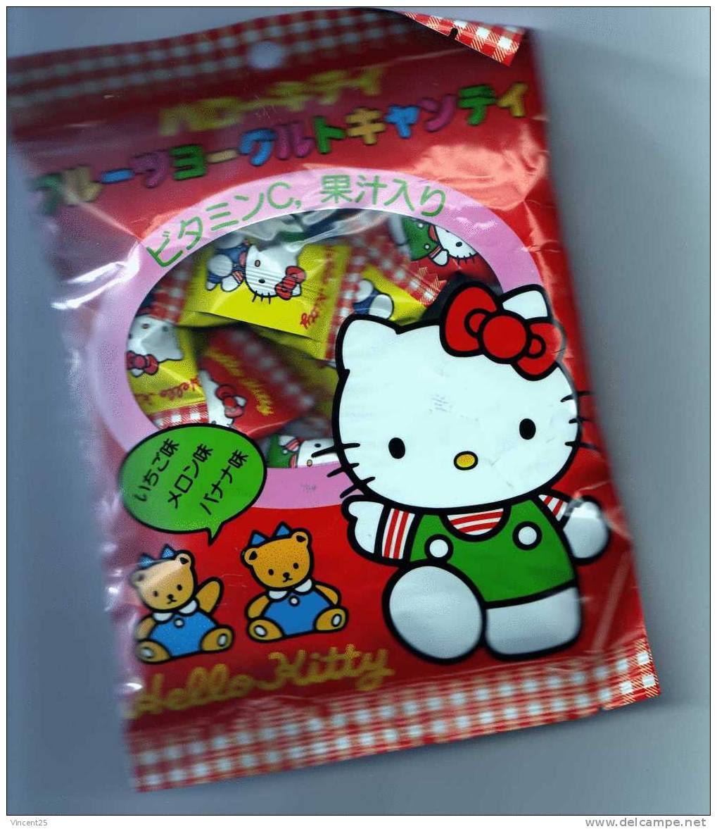 PAQUET DE BONBON HELLO KITTY ACHETE AU JAPON   SAC FERME COLLECTOR 90 GRAMMES - Other & Unclassified