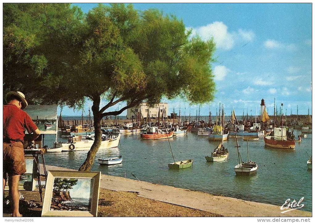 Ile D'oléron , Peintre Et Tableau Au Port De La Cotinère - Ile D'Oléron