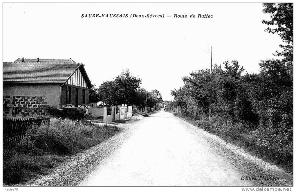 79 Cpa SAUZE VAUSSAIS  MAISON ROUTE DE RUFEC. - Sauze Vaussais