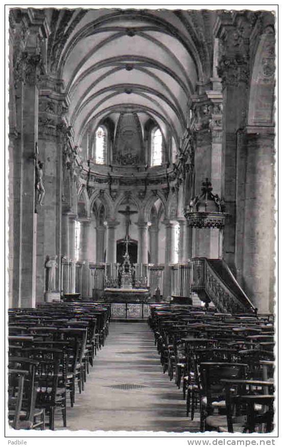 Carte Postale 59. Le Cateau  Intérieur De L'église Trés Beau Plan - Le Cateau