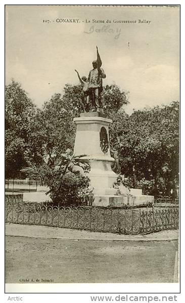 Conakry Statue Du Gouverneur Ballay - Guinée Française