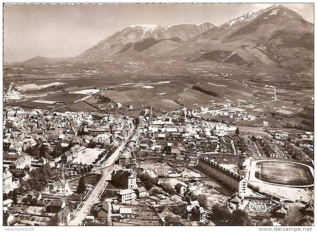 La Mure Vue Aérienne Et Le Stade - La Mure