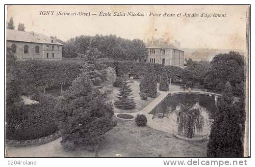 Igny - Ecole St Nicolas - Pièce D'Eau Et Jardin D'agrément - Igny