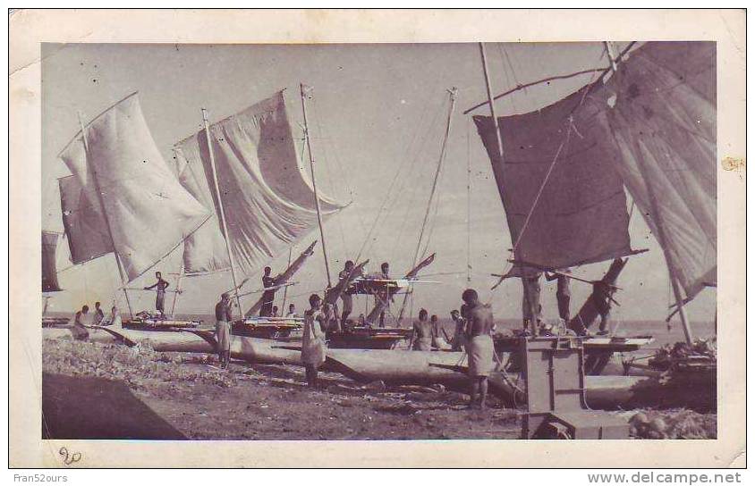 Probable Nouvelle Guinée New Guinea Boats Fishermen - Papouasie-Nouvelle-Guinée