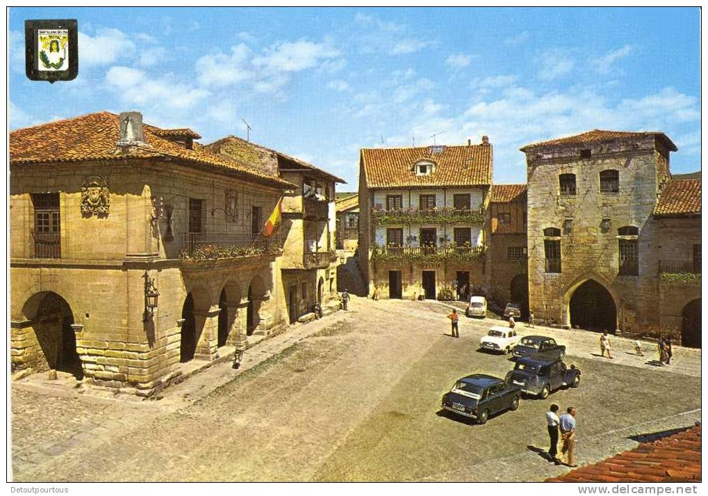 SANTILLANA DEL MAR Santander : Plazza Y Ayuntamiento ( Citroen Traction Fiat 850 Seat) - Cantabria (Santander)