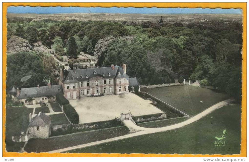 MONCONTOUR De BRETAGNE Côtes D´Armor N°8 LE CHATEAU DES GRANGES Et Dépendances Vue Aérienne - Moncontour