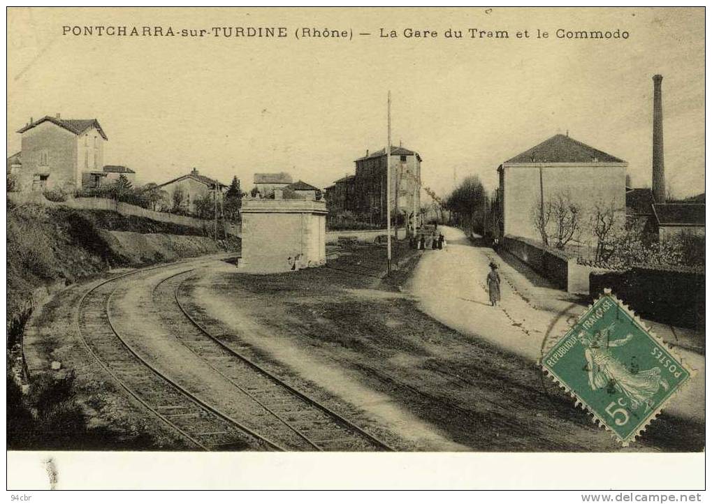 CPA (69)      PONCHARRA SUR TURDINE   La Gare Du Tram Et Le Commodo - Pontcharra-sur-Turdine