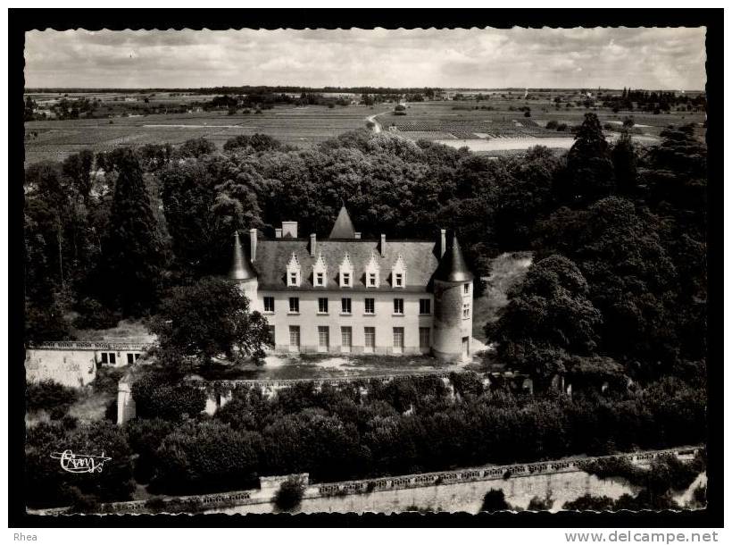 37 Vouvray Vue Aerienne Chateau D37D K37281K C37281C RH071456 - Autres & Non Classés