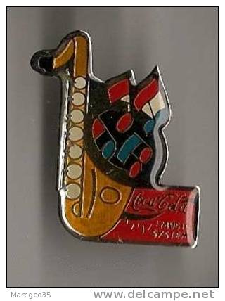 Pin's Coca-Cola,Saxophone,Music System,note De Musique,jazz,boisson Gazeuse - Coca-Cola